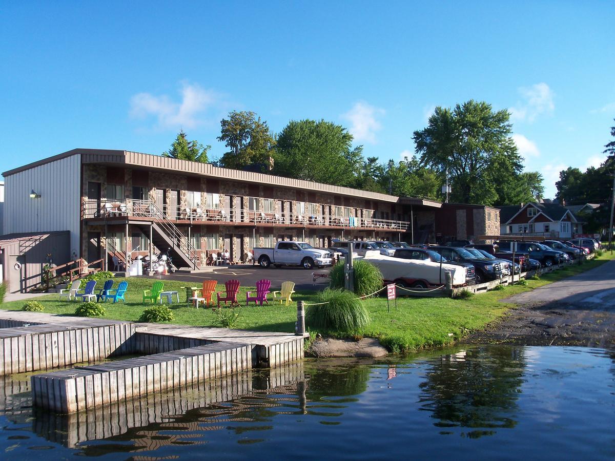 Otter Creek Inn Alexandria Bay Exterior foto