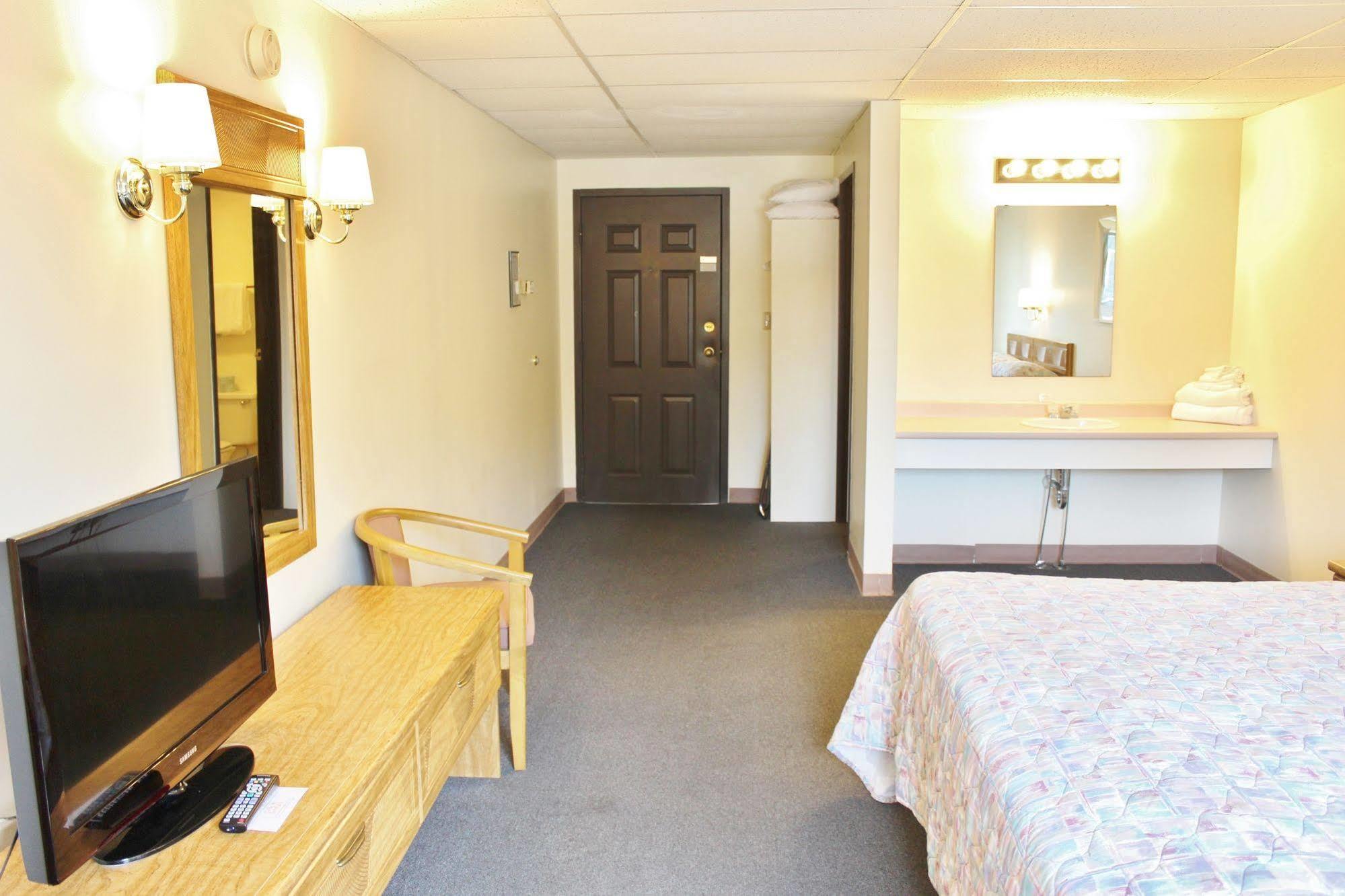 Otter Creek Inn Alexandria Bay Exterior foto