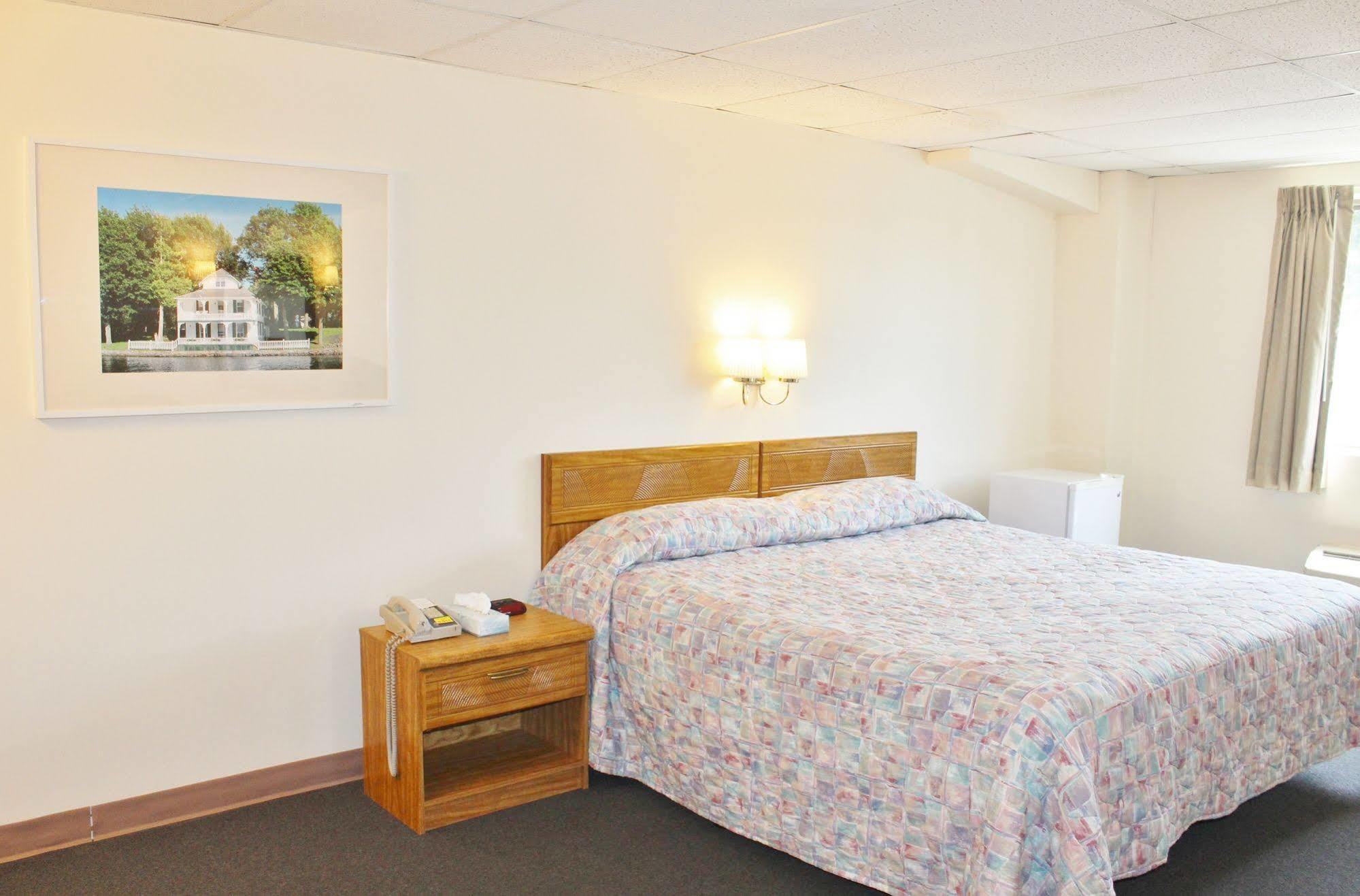 Otter Creek Inn Alexandria Bay Exterior foto