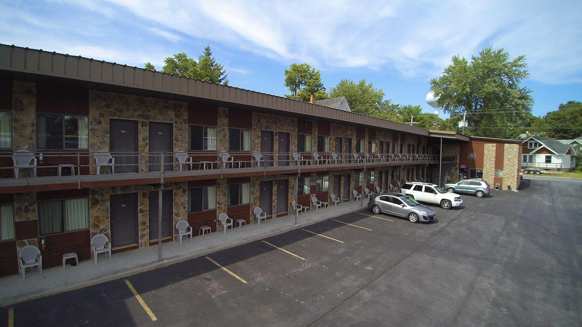 Otter Creek Inn Alexandria Bay Exterior foto